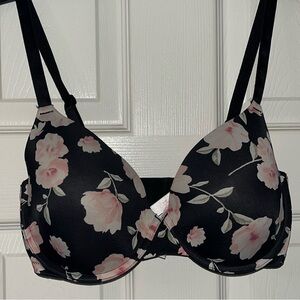 PINK by Victoria’s Secret - Bra 34DD
